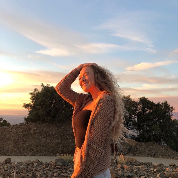 Meet your Posher, Amelia - Picture 5 of 5